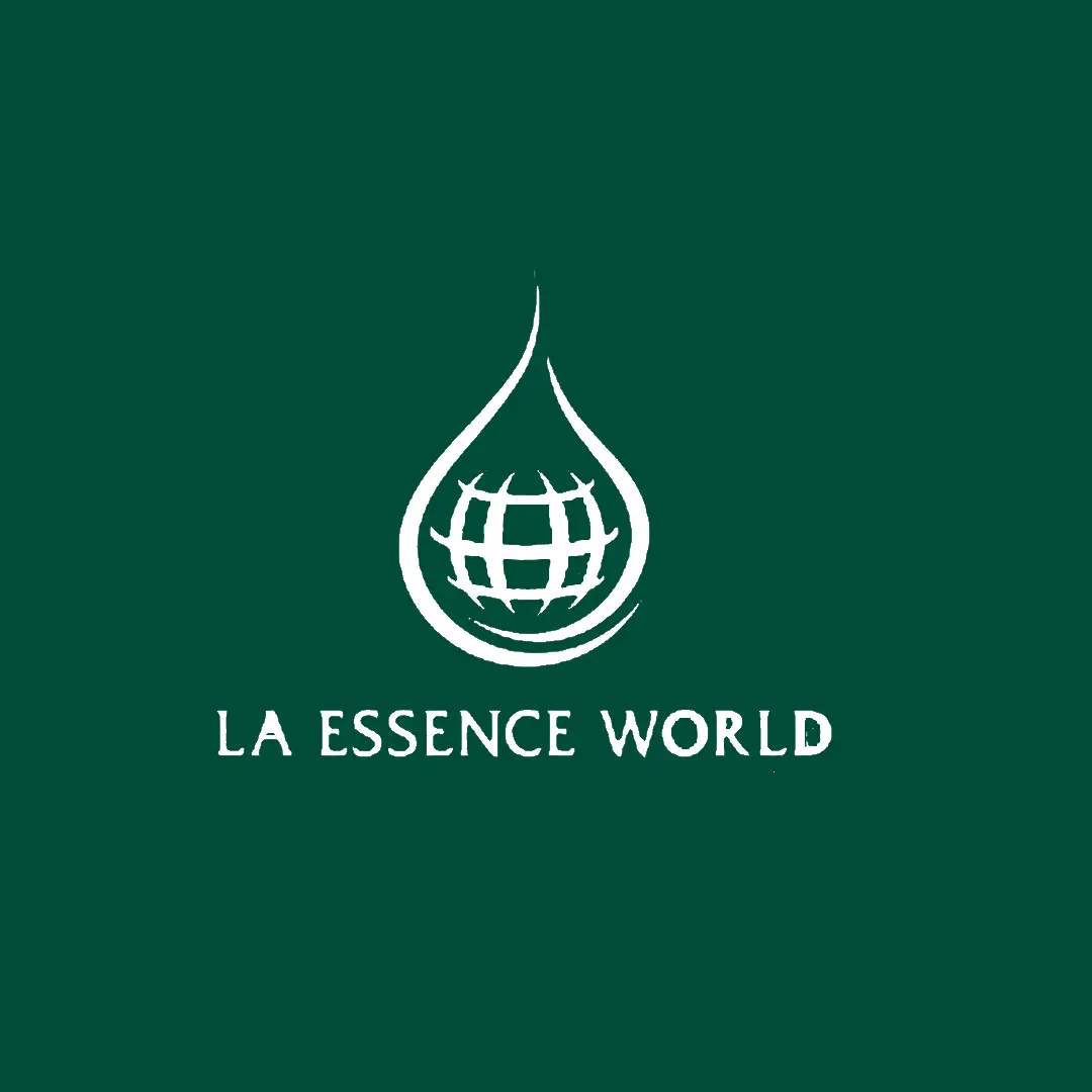 La Essence World